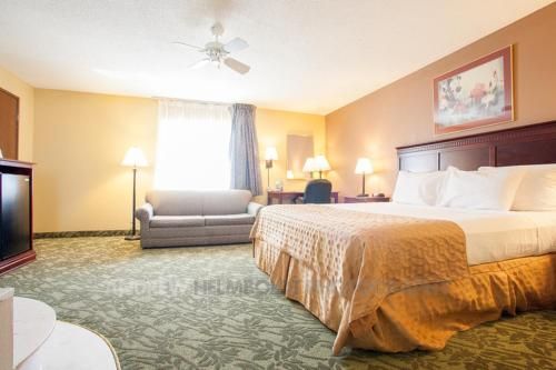 Baymont by Wyndham Battle Creek/I-94