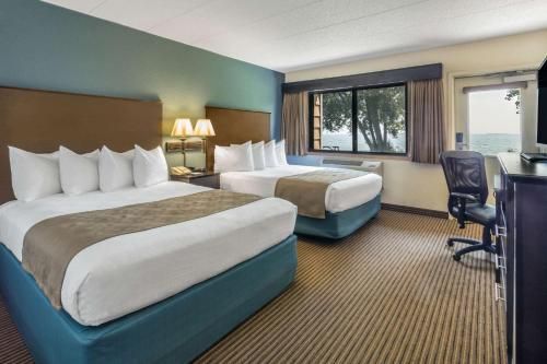 AmericInn by Wyndham Menominee