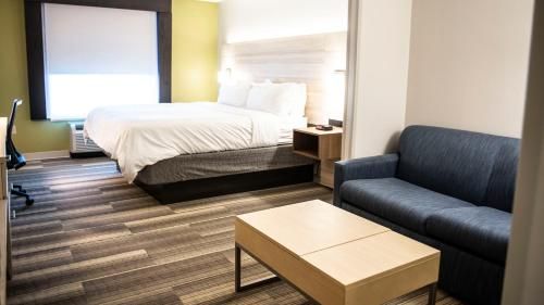 Holiday Inn Express Hotel & Suites Sedalia, an IHG Hotel
