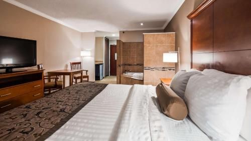 Best Western Plus Liverpool - Syracuse Inn & Suites