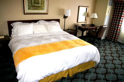 High Point Plaza Hotel And Conference Center