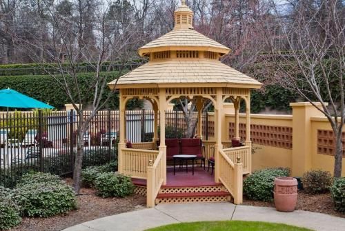 Outdoor Pictures 24