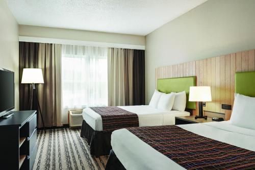 Country Inn & Suites by Radisson, Nashville Airport East, TN
