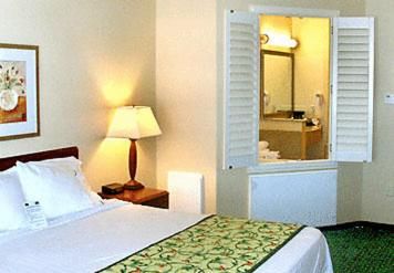 Fairfield Inn & Suites Denton
