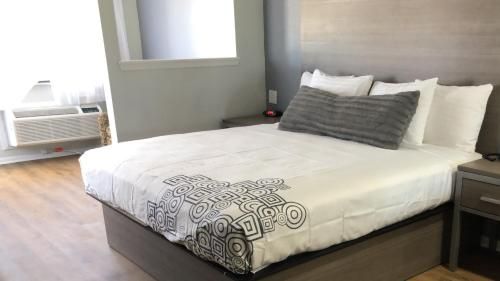 Scottish Inn & Suites - Kemah Boardwalk