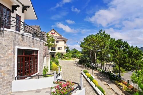 Outdoor Pictures 24