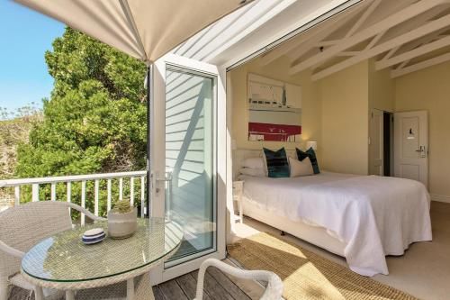 Amanzi Island Lodge
