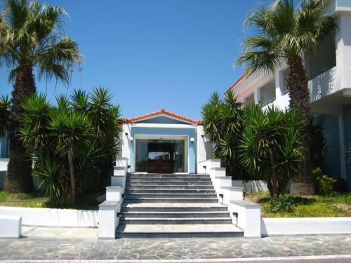 Zefiros Beach Hotel