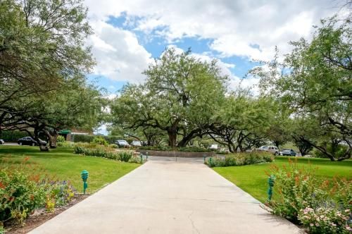 Outdoor Pictures 24