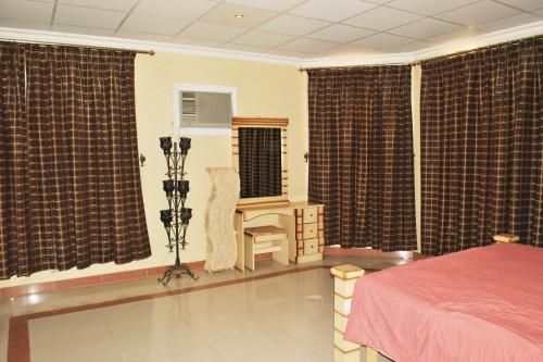 Golden Prince Hotel Al Rabwah
