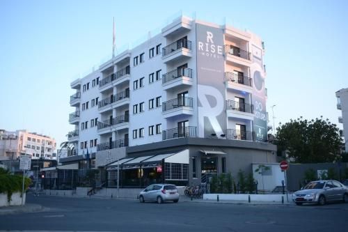 Rise Street Art Hotel