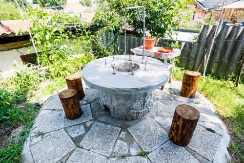 Outdoor Pictures 21