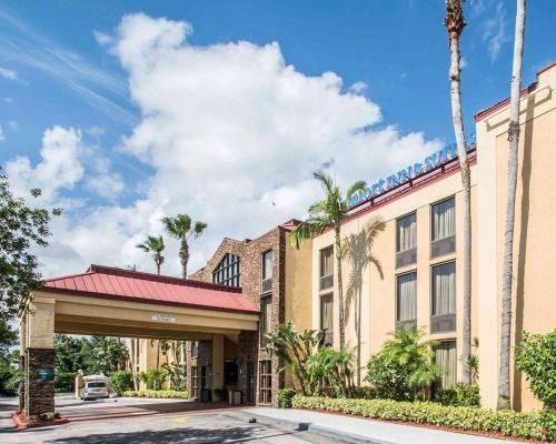 Comfort Inn & Suites - Lantana - West Palm Beach South