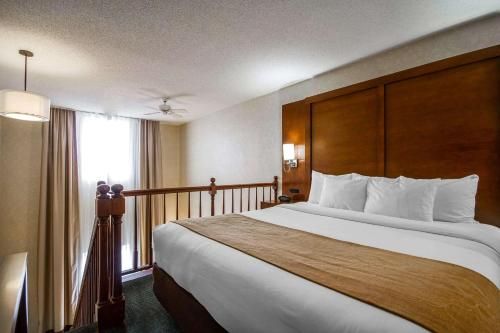 Comfort Suites Appleton Airport