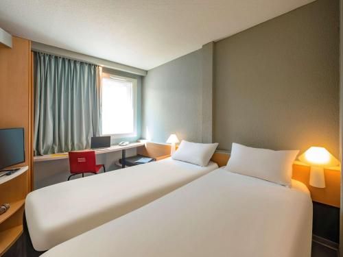 ibis Saint Rambert d'Albon