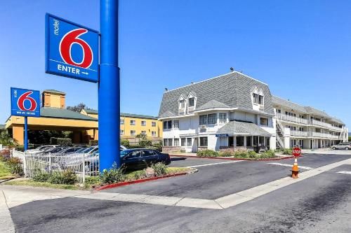 Motel 6-Oakland, CA - Airport