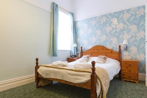 Wyvern Hotel