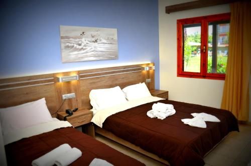 Denis Hotel and Bungalows