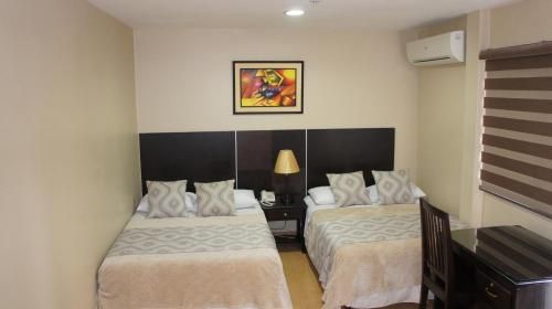 Urdesa Suites Hotel