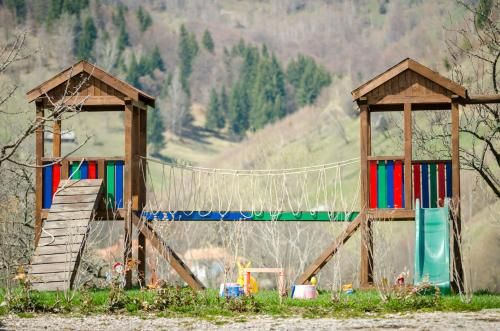 Outdoor Pictures 22