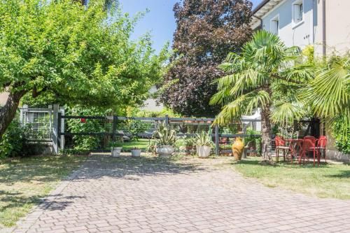 Outdoor Pictures 23