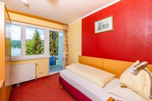 Strandhotel Schabus