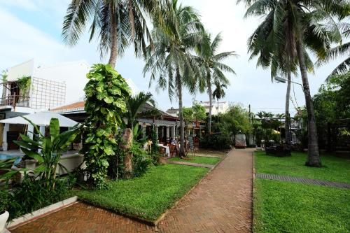 Outdoor Pictures 24