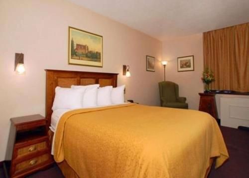 Quality Inn Massena