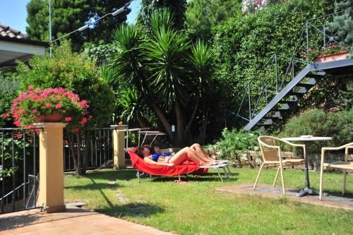 Outdoor Pictures 22