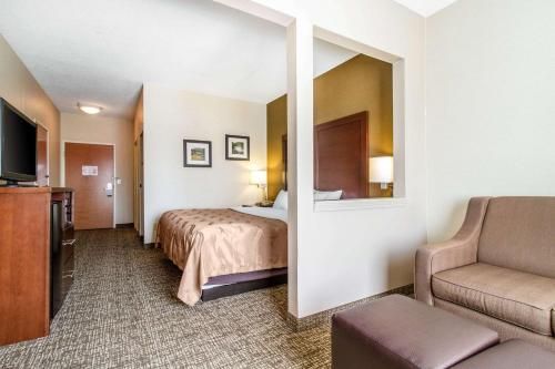 Quality Suites - Corbin