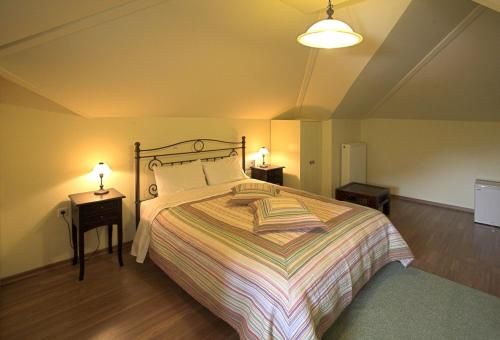 Xani Hotel