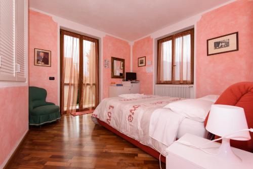 B&B-FORESTERIA Casa Della Musica Lake Como
