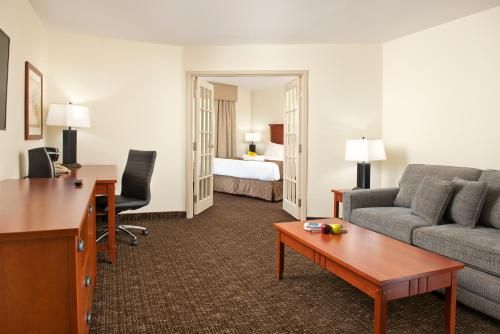 Gold Eagle Lodge
