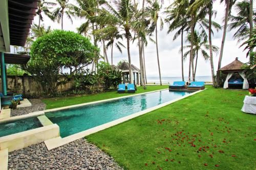 Villa Samudra Luxury Beachfront