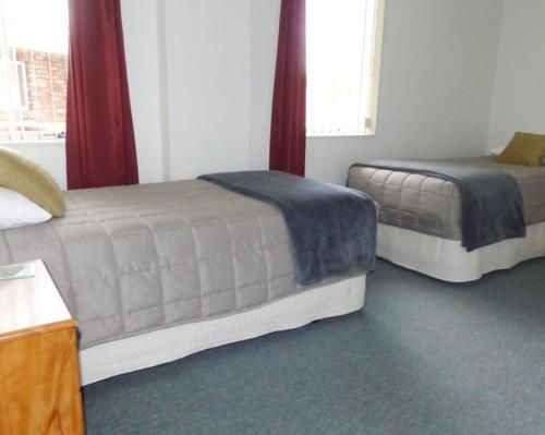 Alexandra Heights Motel