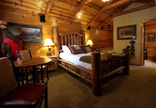 ALASKAN INN