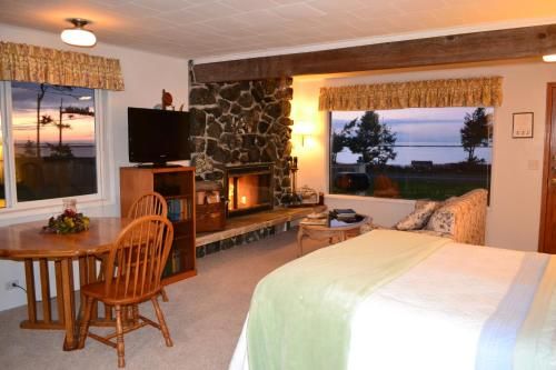 Juan de Fuca Cottages
