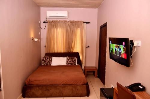 Swisscottage suites