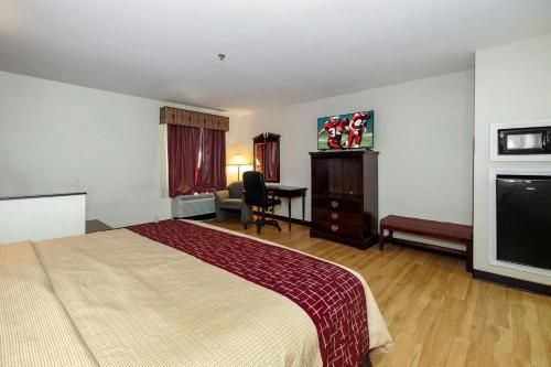 Red Roof Inn & Suites Mobile SW - I-10