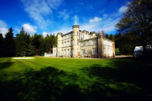 Melville Castle