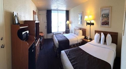 Whitten Inn University