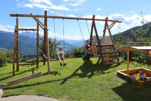 Outdoor Pictures 17