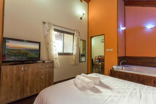Liats Cabins