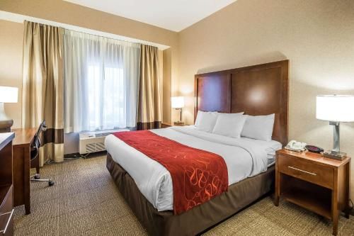 Comfort Suites Anchorage International Airport
