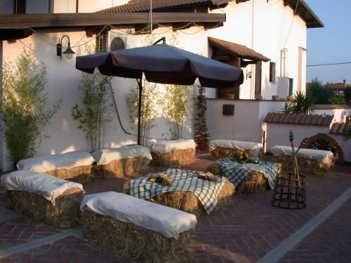 Outdoor Pictures 23