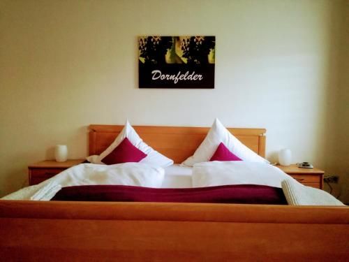 Gästezimmer / Weingut Peter