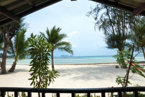 Laemson Resort