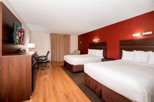 Red Roof Inn PLUS+ & Suites Knoxville West - Cedar Bluff