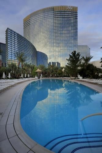 Luxury Suites International at Vdara