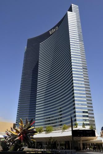 Luxury Suites International at Vdara